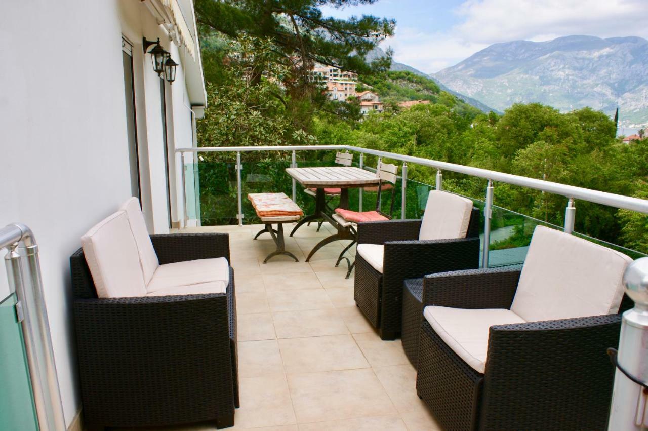 Studio Apartments Morinj Экстерьер фото